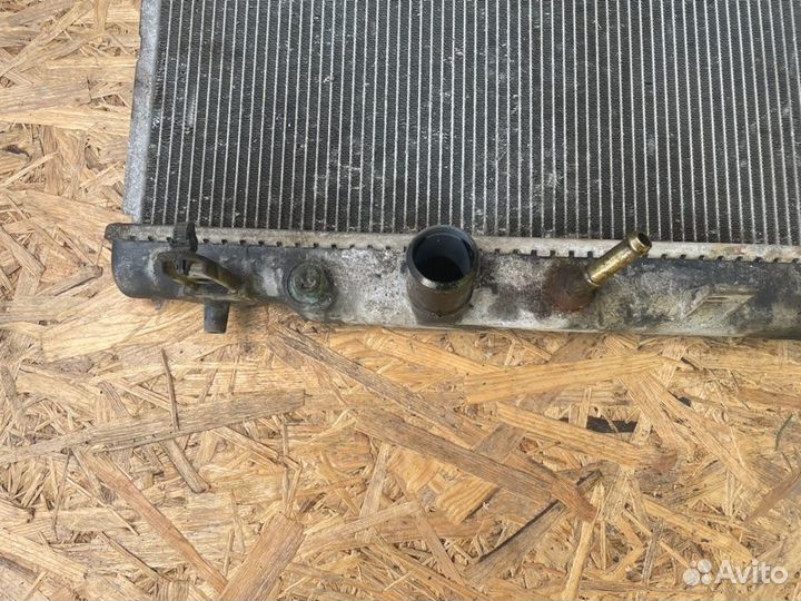 Радиатор охлаждения двигателя Honda Cr-V III 2.4