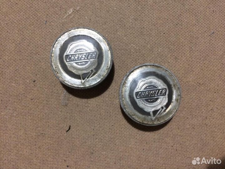 Колпак колеса Chrysler Sebring 04743728AA