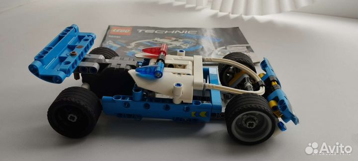 Lego Technic 42090 и 42091