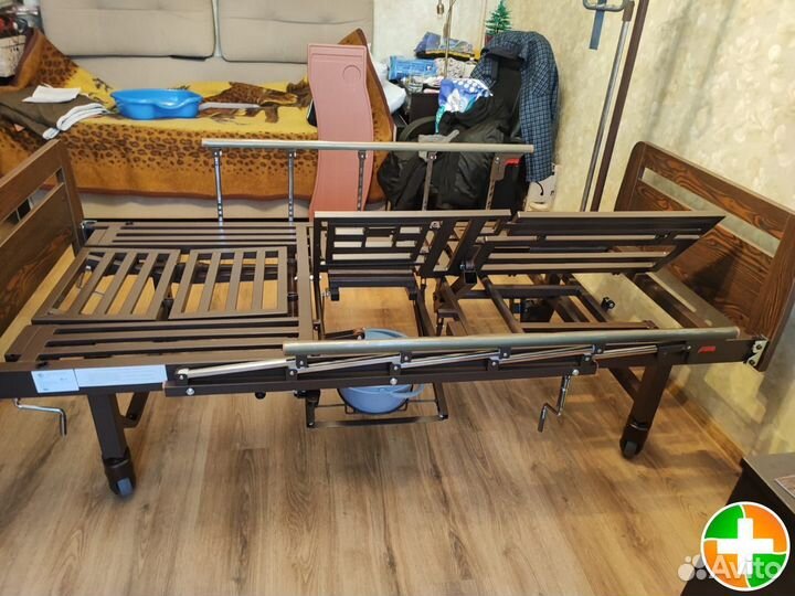 Кровать медицинская YG-5 (доставим в Сочи)