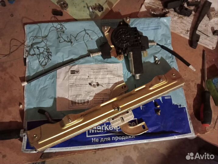 Электростеклоподъёмник Chery kimo задний правый