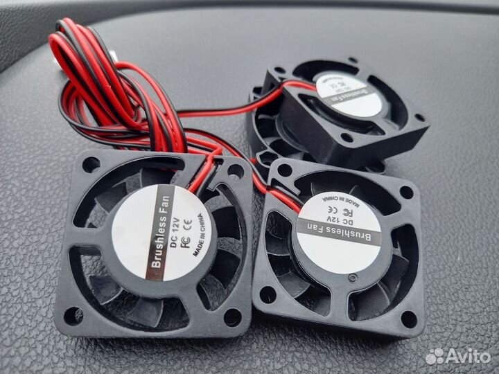 Вентилятор кулер 40х40х10