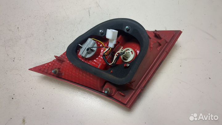 Фонарь крышки багажника киа Venga, 2010