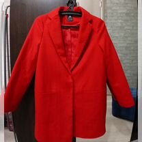 Пальто красное
