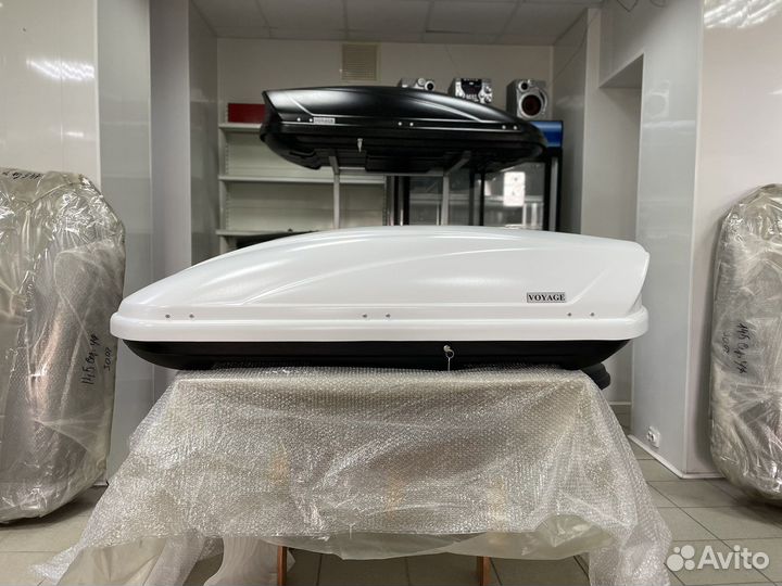 Автобокс Voyage 440л 175см Белый матовый