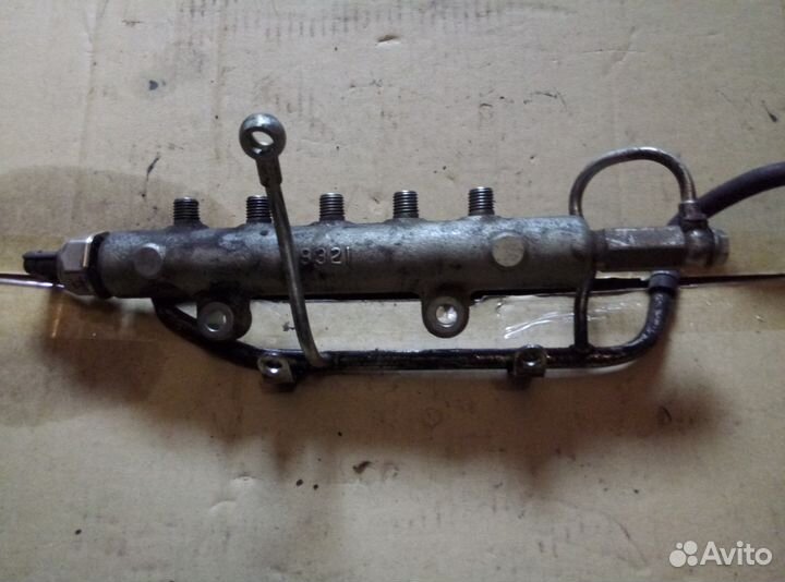 Топливная рампа Mitsubishi L200 1465A034