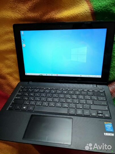 Сенсорный ноутбук Asus X200MA