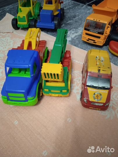 Продам Большие Машинки Цену см в Описании