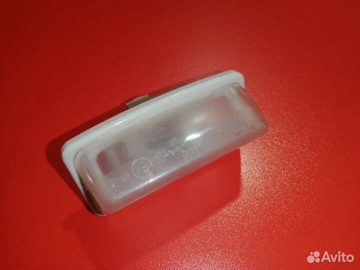 Подсветка номера задняя правая Toyota Premio