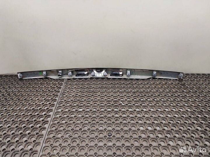 Накладка двери (крышки) багажника Opel Zafira