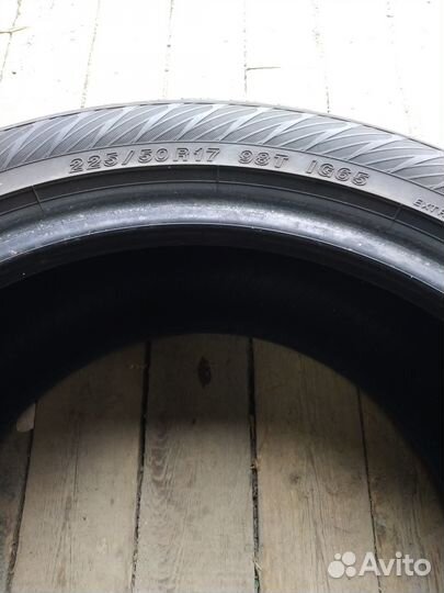 Yokohama Ice Guard IG65 225/50 R17