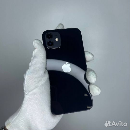 iPhone 12, 64 ГБ