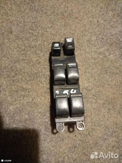 Блок упр. стеклоподьемниками на nissan cube AZ10