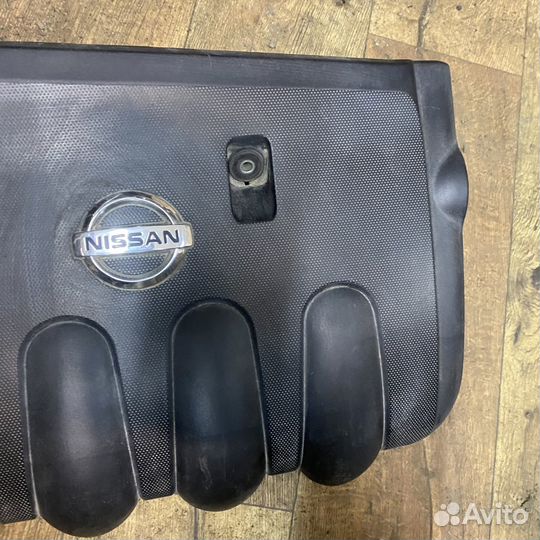 Декоративная крышка двигателя Nissan Note E11