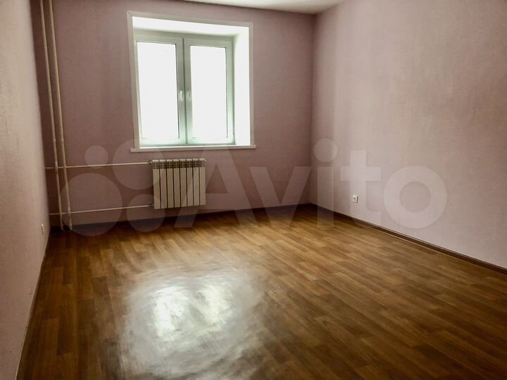 3-к. квартира, 66,4 м², 1/3 эт.