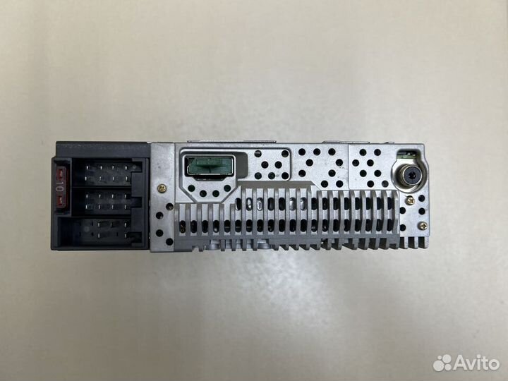 Магнитола Mercedes W210