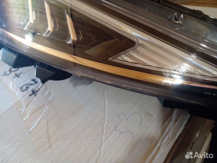 Фара правая Hyundai Elantra 6 рестайлинг