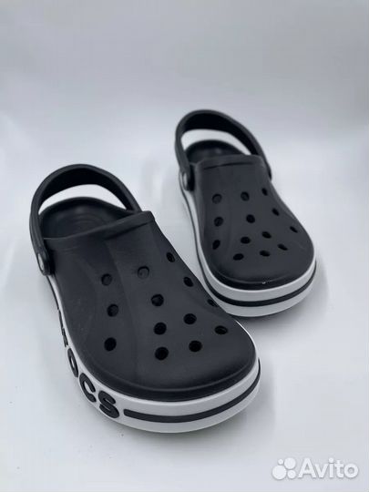 Тапочки Crocs