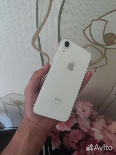 Телефон iPhone xr 256gb