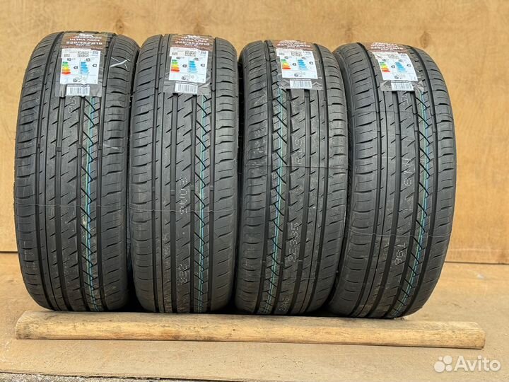 Arivo Ultra ARZ4 225/35 R19 и 255/30 R19