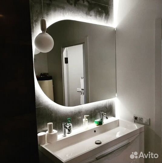 Зеркало в багете на заказ