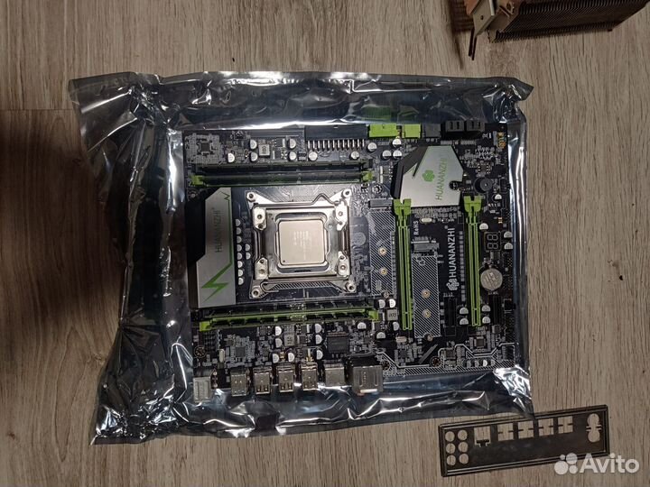Набор Intel Xeon E5 1650V2 + 16gb + мат.пл.+башня