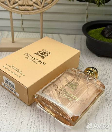 Trussardi Delicate Rose 100 ml. духи парфюм