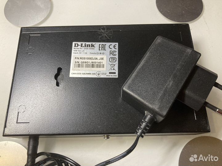 Гигабитный 8 портовый коммутатор (свич) D-Link