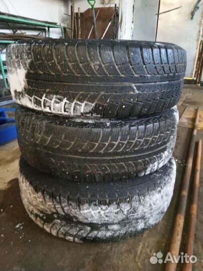 Gislaved Nord Frost 5 225/65 R17 19B