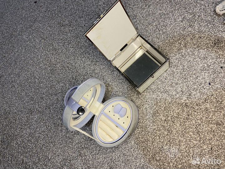 Шкатулки для ювелирных украшений