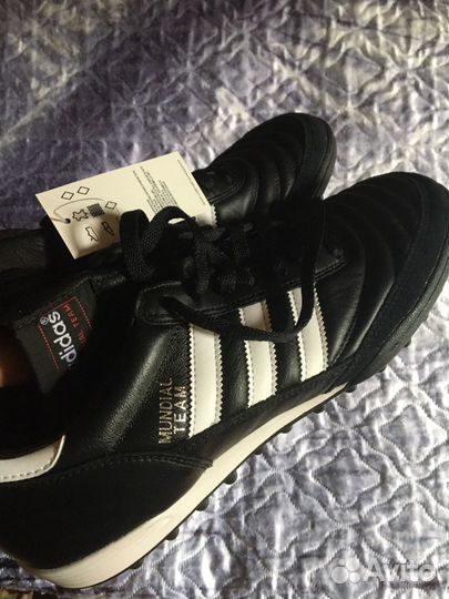 Футбольные бутсы Adidas Mundial Team