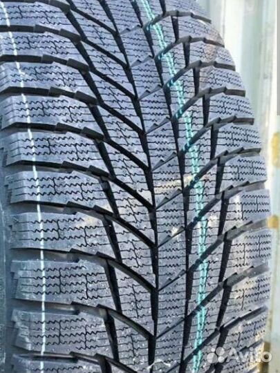 Triangle PL01 215/50 R17