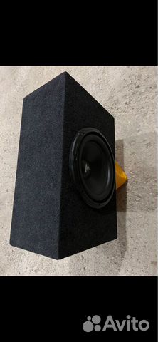 Автомобильный сабвуфер