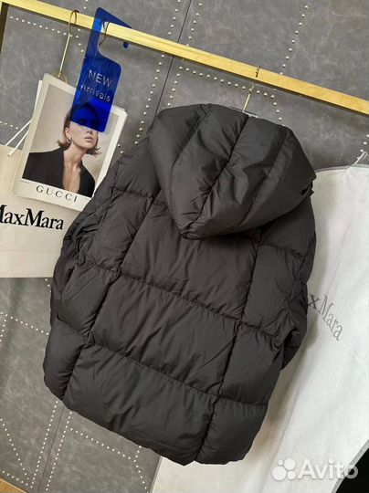 Max Mara пуховик женский черный