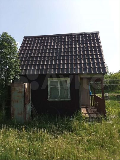 Дача 10 м² на участке 5 сот.