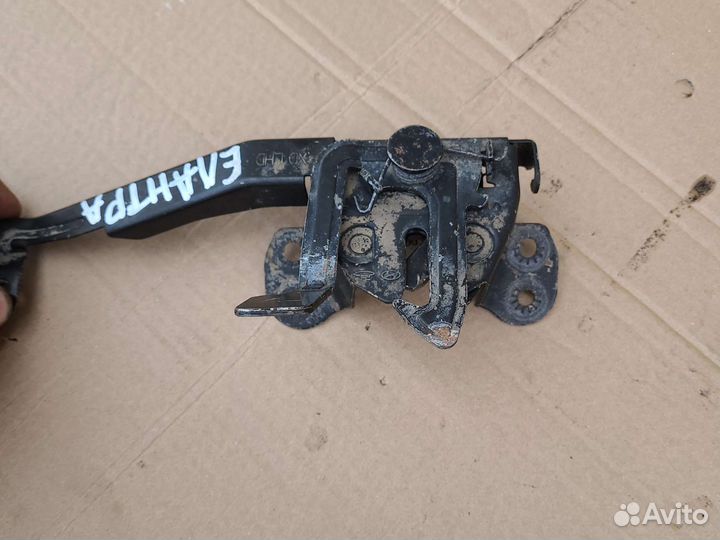 Замок капота Hyundai Elantra XD 2003-2009