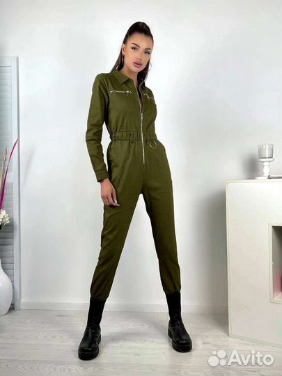 Комбинезон женский