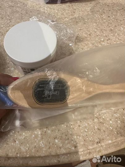 Скраб для тела и щетка