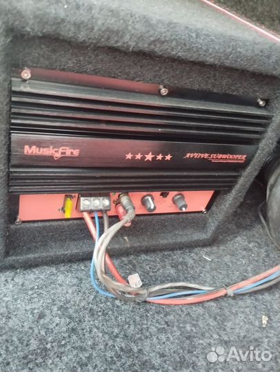 Активный сабвуфер