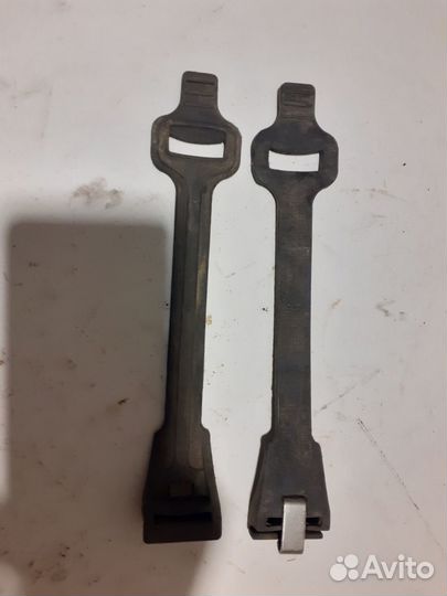 Аккумуляторный ящик на Mercedes Atego