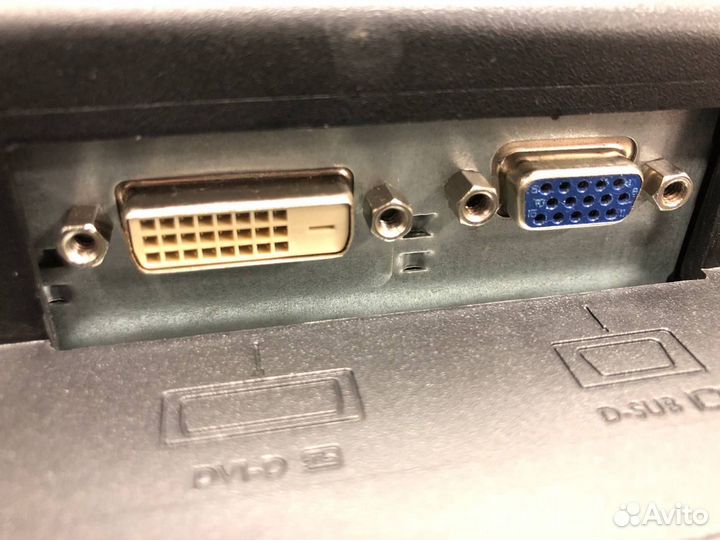 Монитор 24 дюйма DVI D-Sub