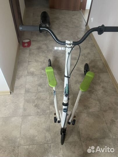 Инерционный самокат