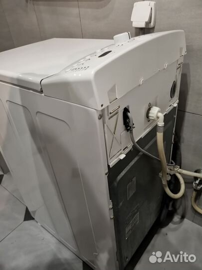 Стиральная машина с вертикальной загрузкой