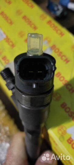 Форсунки дизель 2.0 D4EA Bosch 0 445 110 126