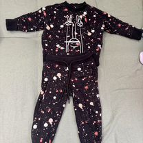 Продам костюм на девочку 80 размер