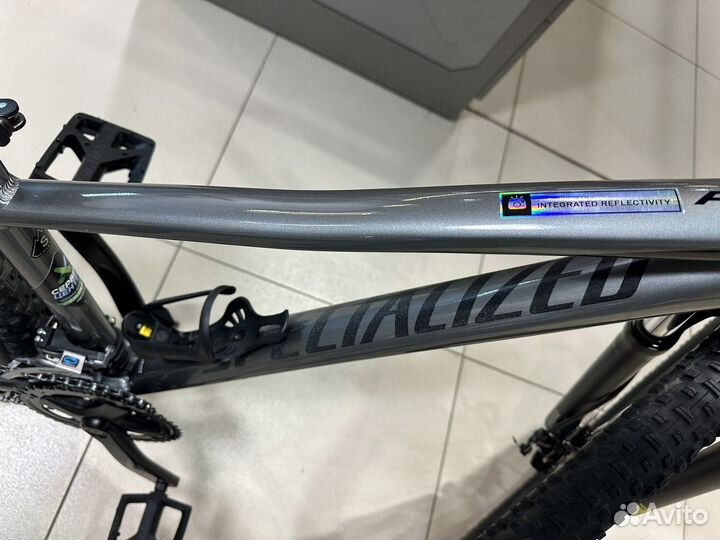 Велосипед specialized