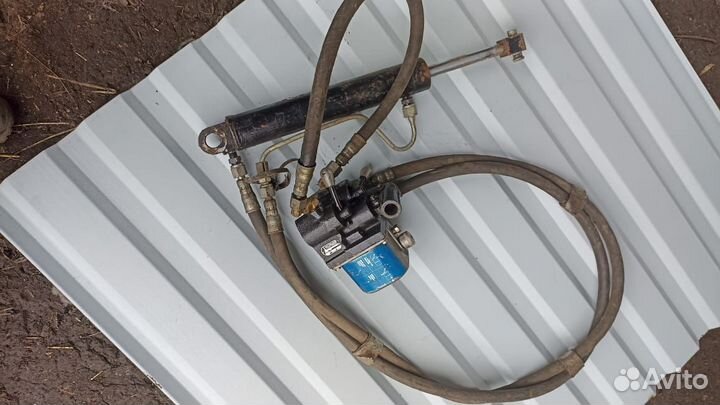 Насос подъема кабины и запасного колеса камаз