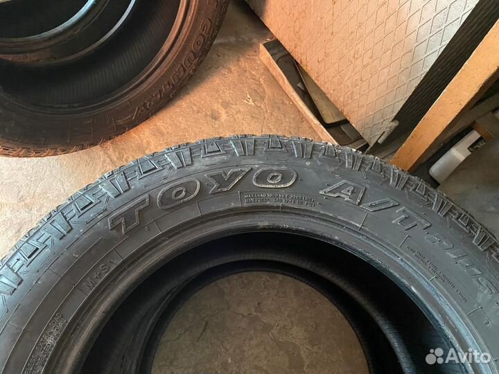 Toyo Open Country A/T 235/65 R17 108T