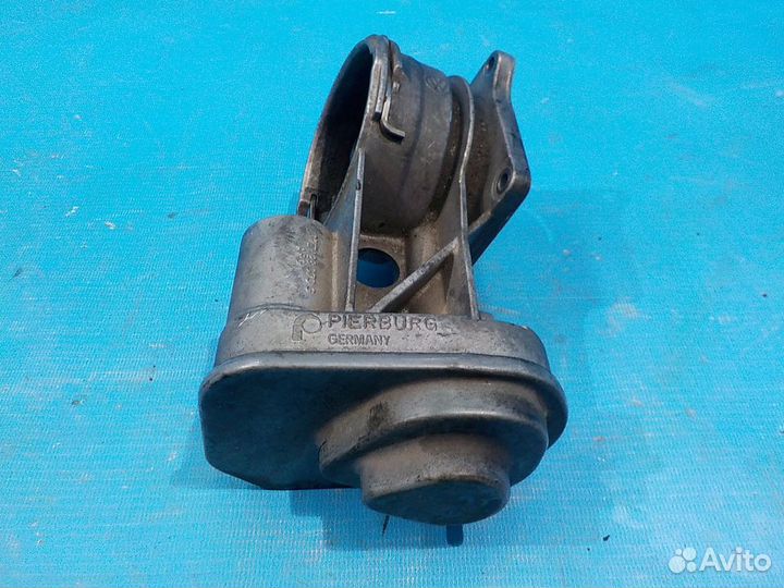 Дроссельная заслонка правая volkswagen Touareg 200