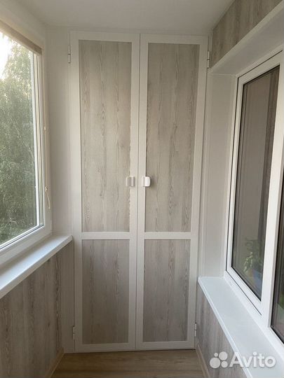 Компактный шкаф для балкона